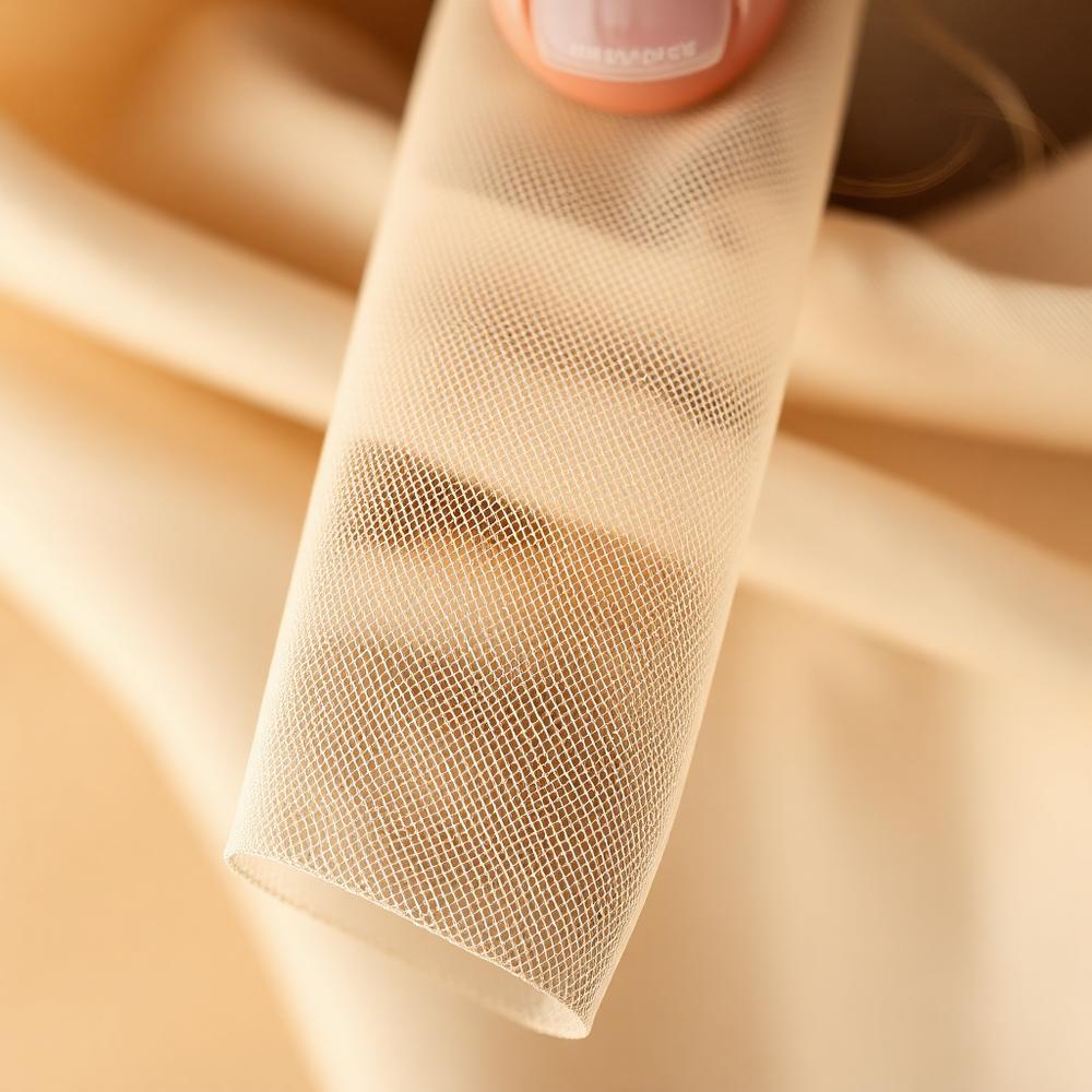 Bomb Shell lace close-up